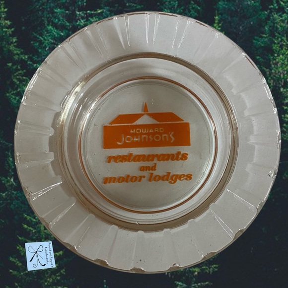 Howard Johnson's Glass Clear Trinket Dish - Picture 1 of 3